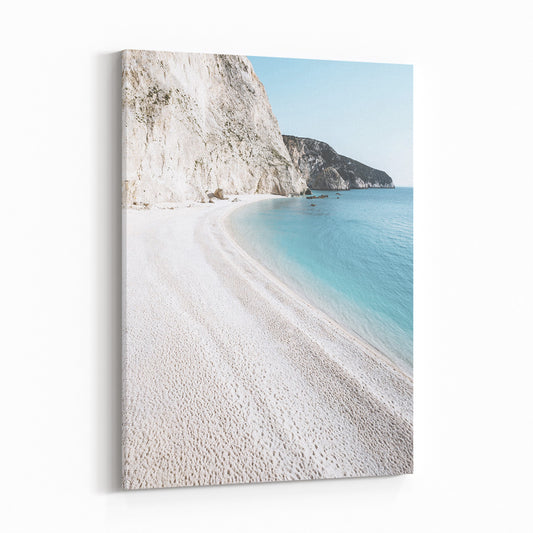 BEACHSIDE IN SANTORINI