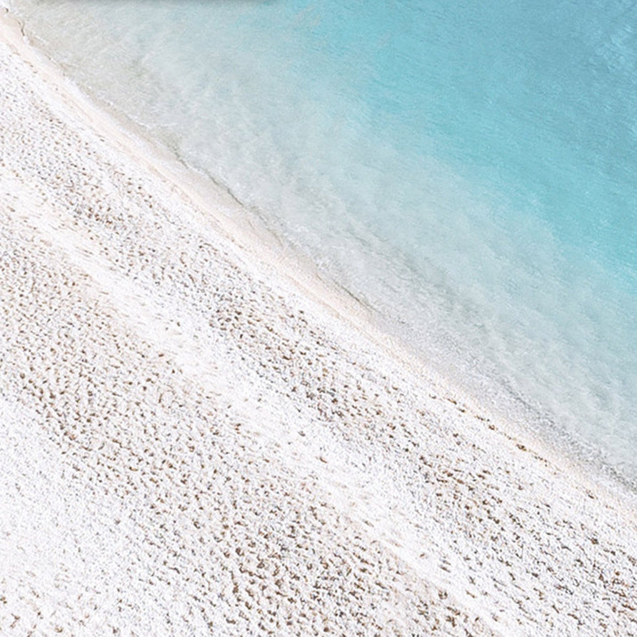 BEACHSIDE IN SANTORINI