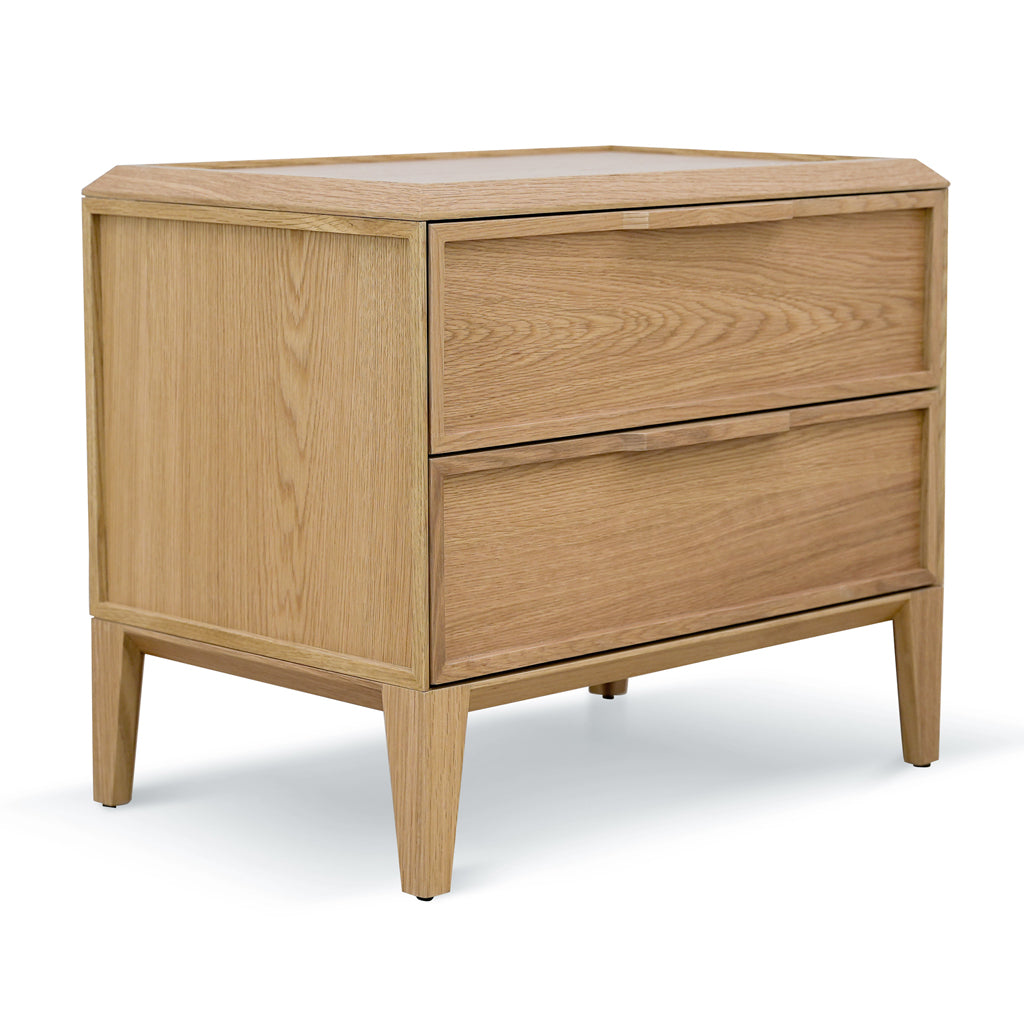 CST8677 CN SIDE TABLE NATURAL
